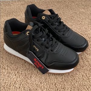 Levi’s black sneakers. Size 7